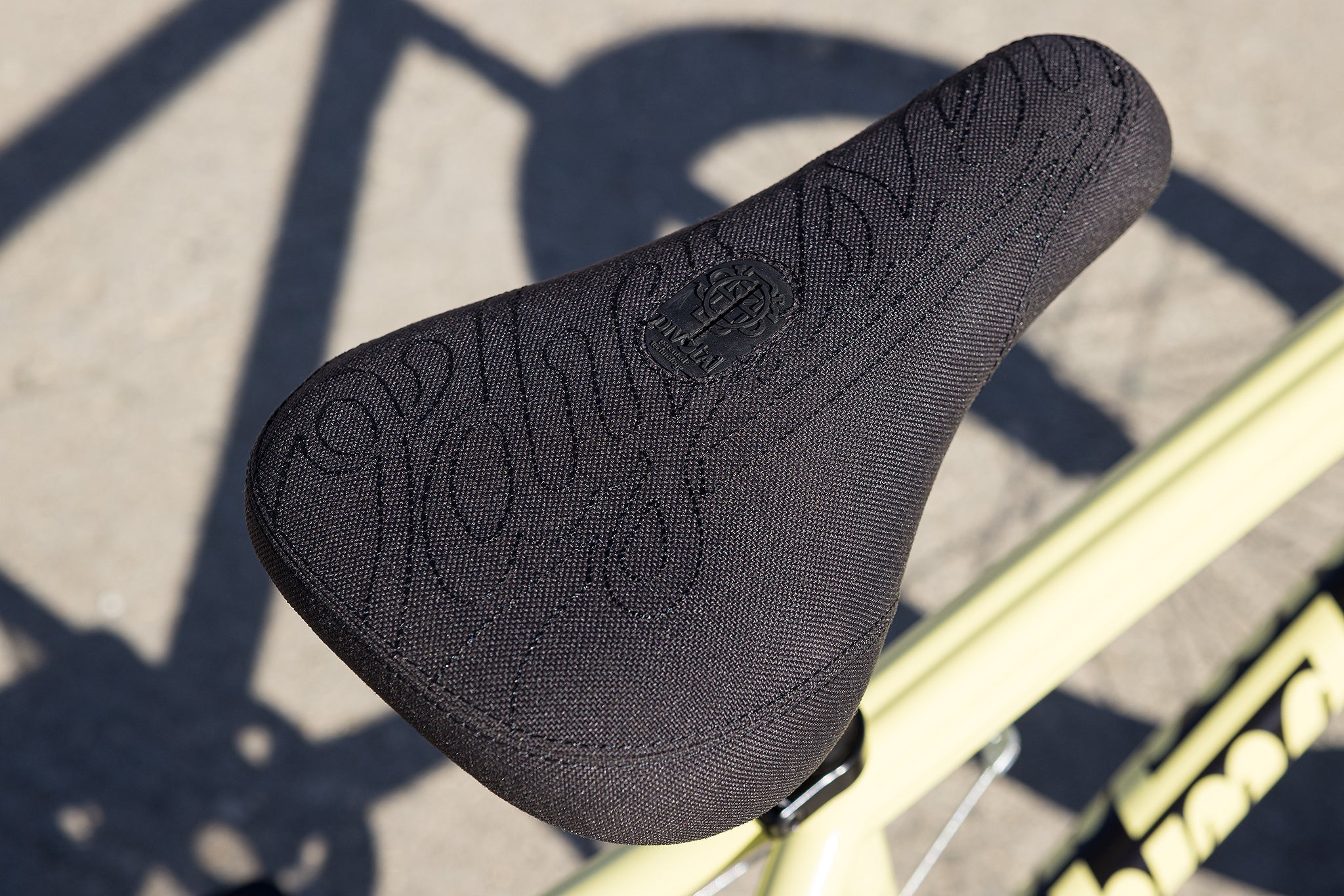 Sunday Soundwave Special (FC) 21″ Complete BMX Bike - Gloss Notepad Yellow (LHD)