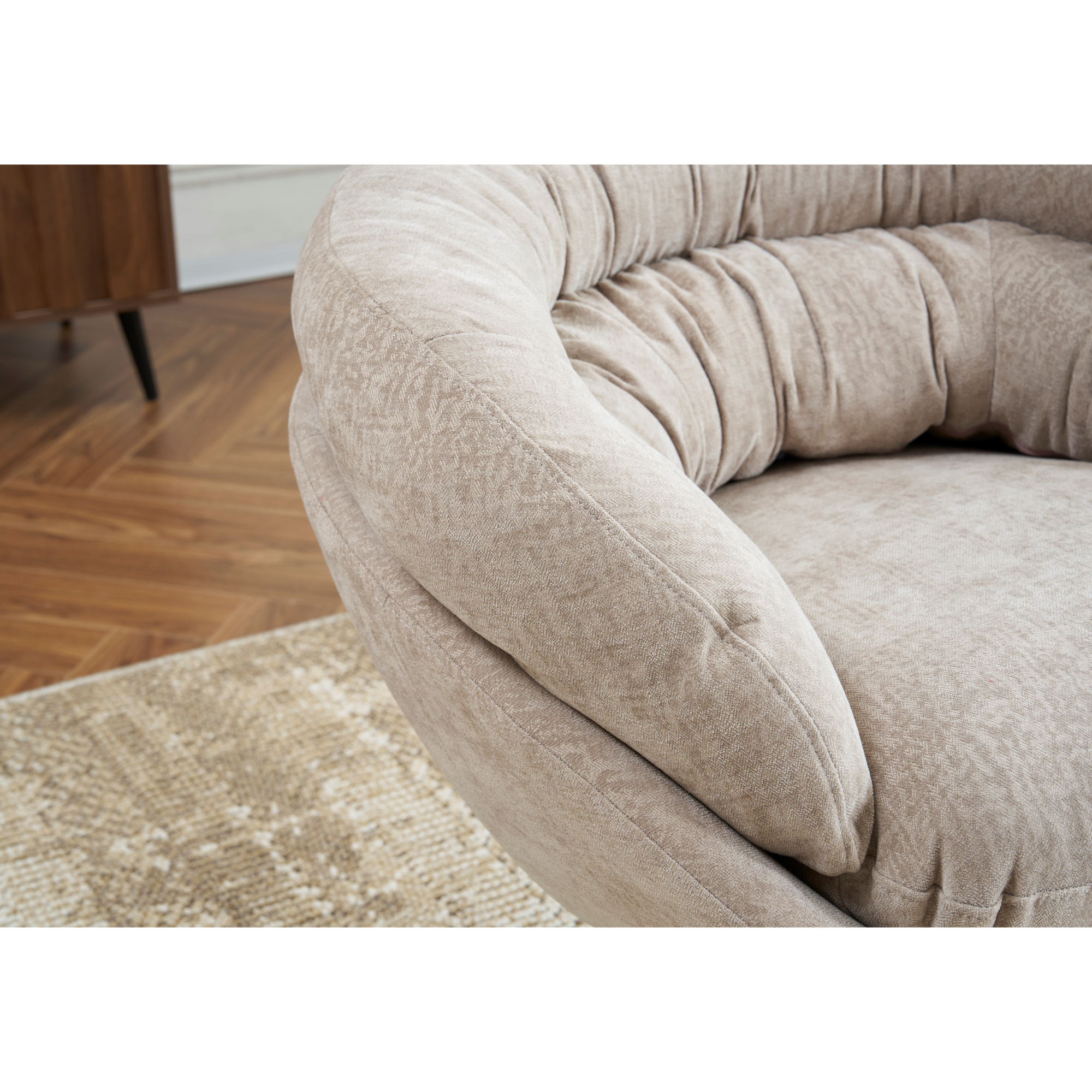 Modern Chenille Office Chair, 360° Swivel Club Chair/Accent Chair with Removable Cushion, Round Office Chair, Black Metal Base, Cotton Material, Living Room, Bedroom, Reading Corner, Office (Brown)