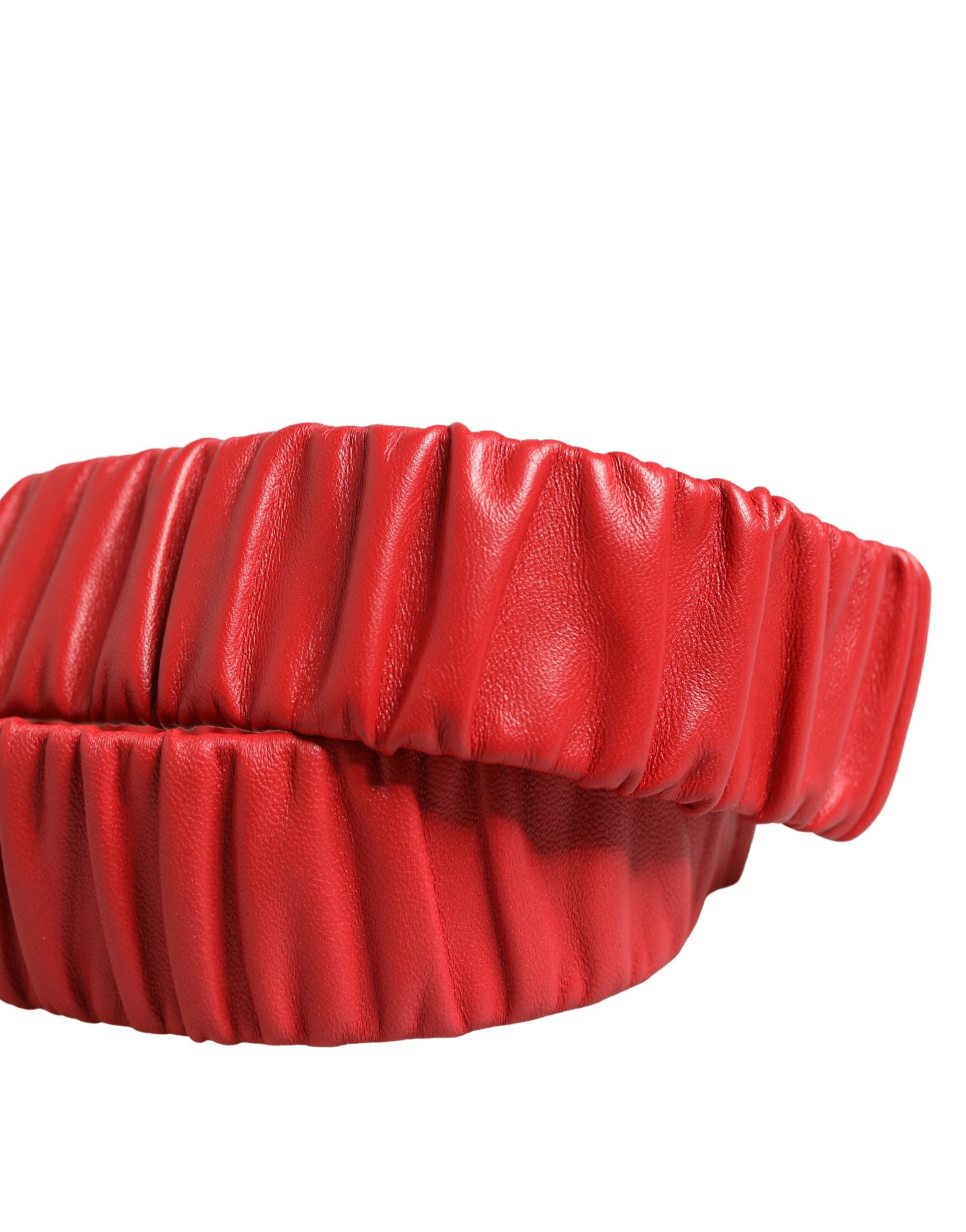 Dolce & Gabbana Red Leather Gold Heart Metal Buckle Belt