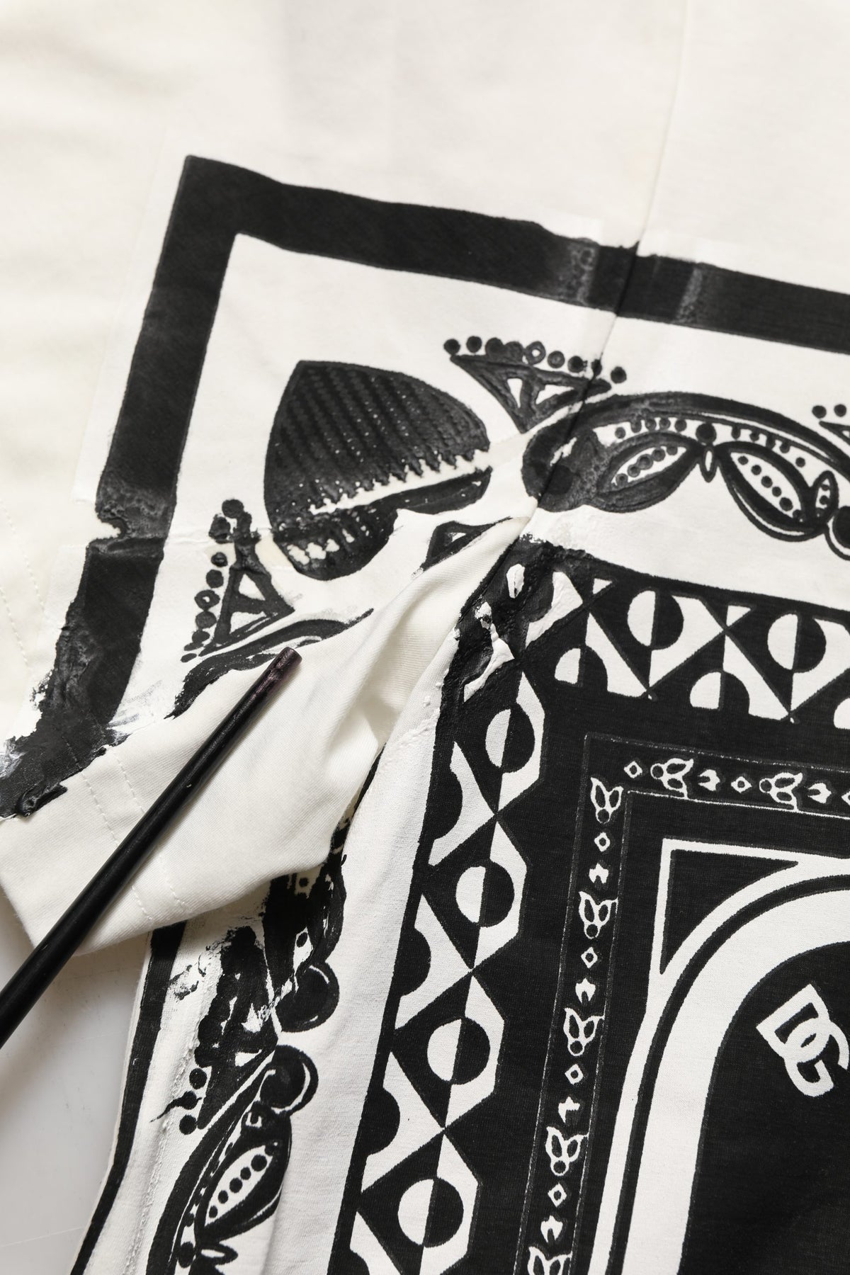 Dolce & Gabbana White Bandana Print Cotton Crew Neck T-shirt