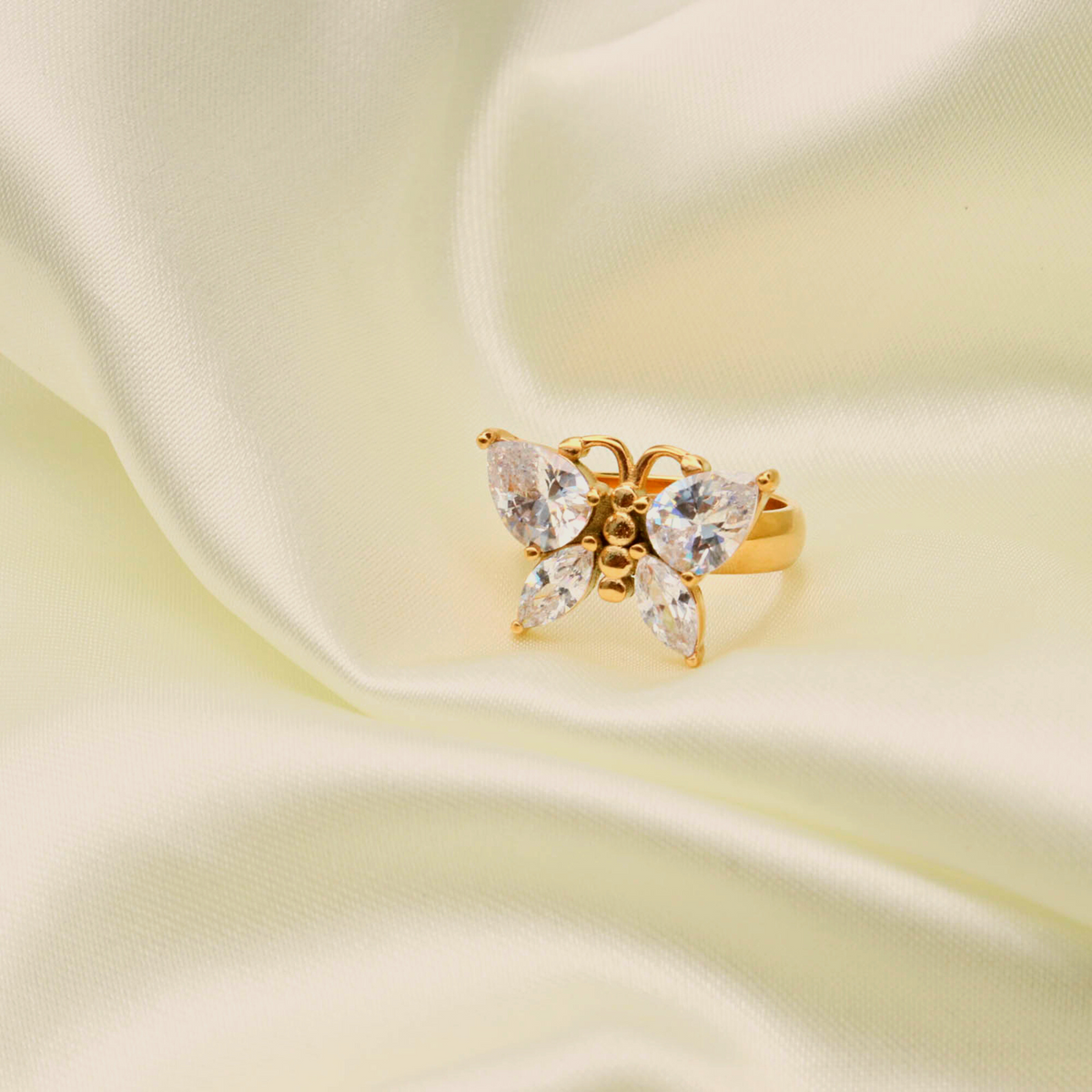 JULIETTE BONNAIRE RING