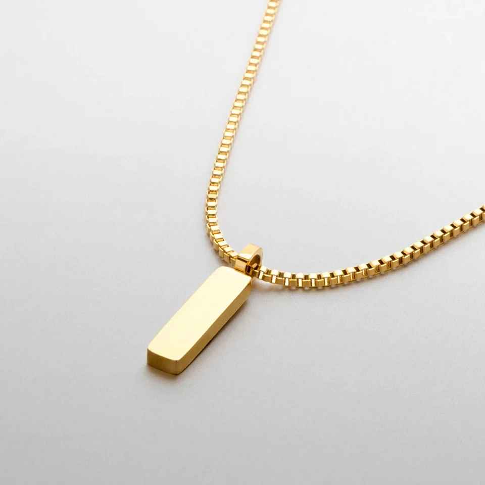 Linéaire Minimal Pendant Necklace