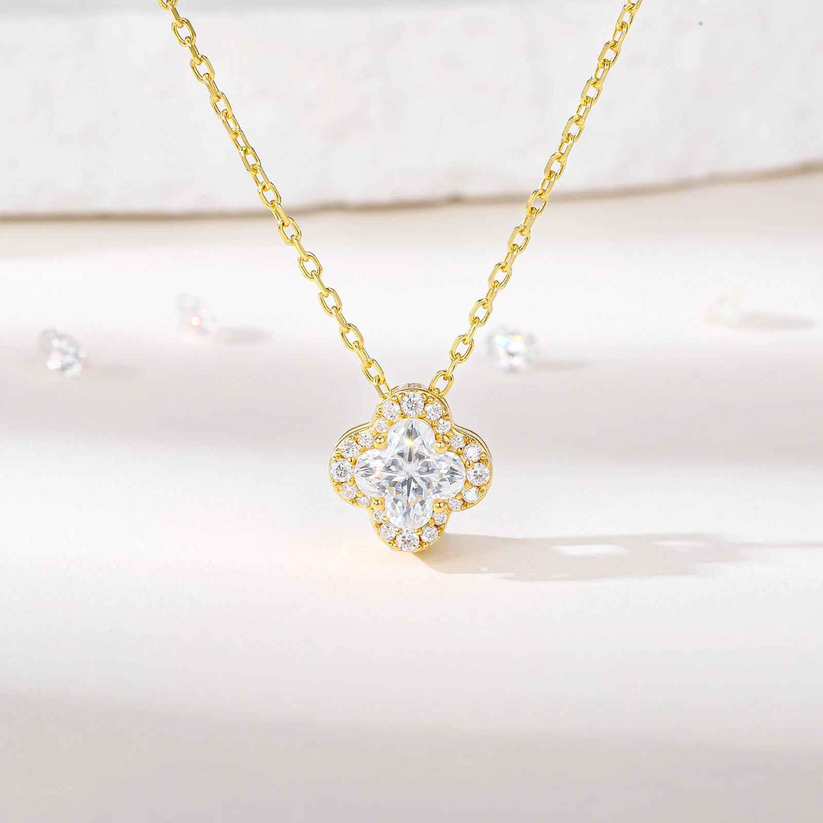 Fleur de Lumière D Color Moissanite Necklace (VVS1)