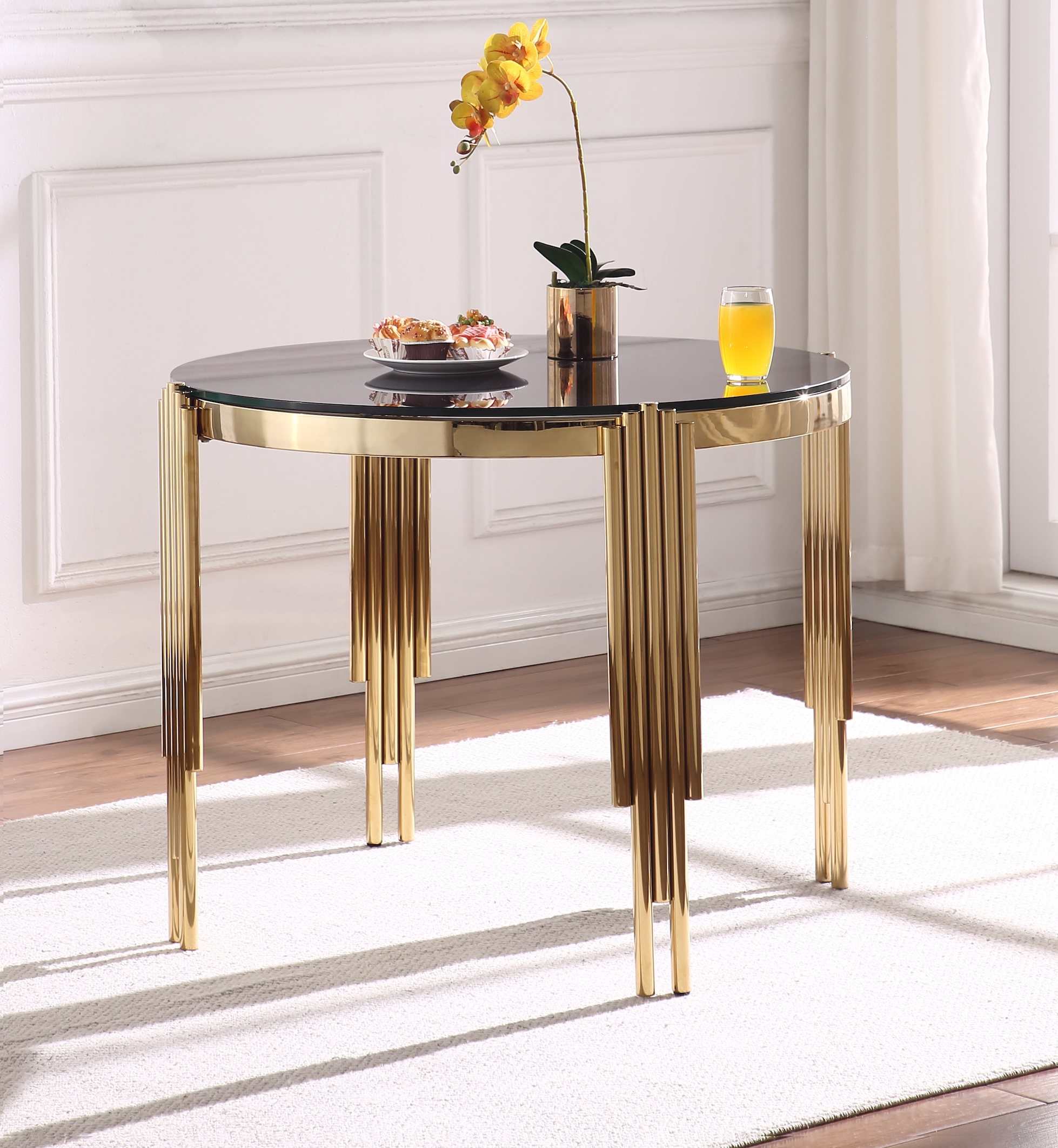 38.6' Round Glass Dining Table, Tempered Glass Tabletop and Polished Gold Legs, Modern Style Table for Home, Kitchen. Dining Room