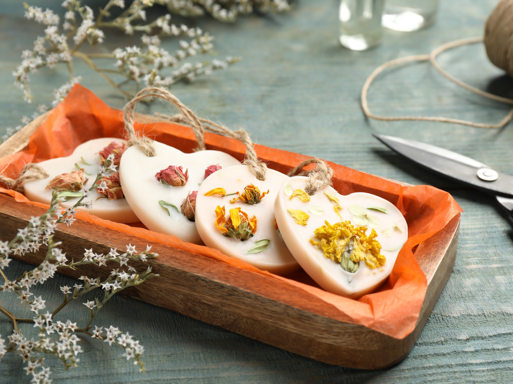 Botanical Wax Sachet – Romantic & Floral | Elegant Floral Blends