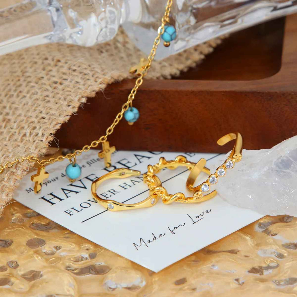 Lumière Dorée Adjustable Gold Zirconia Ring