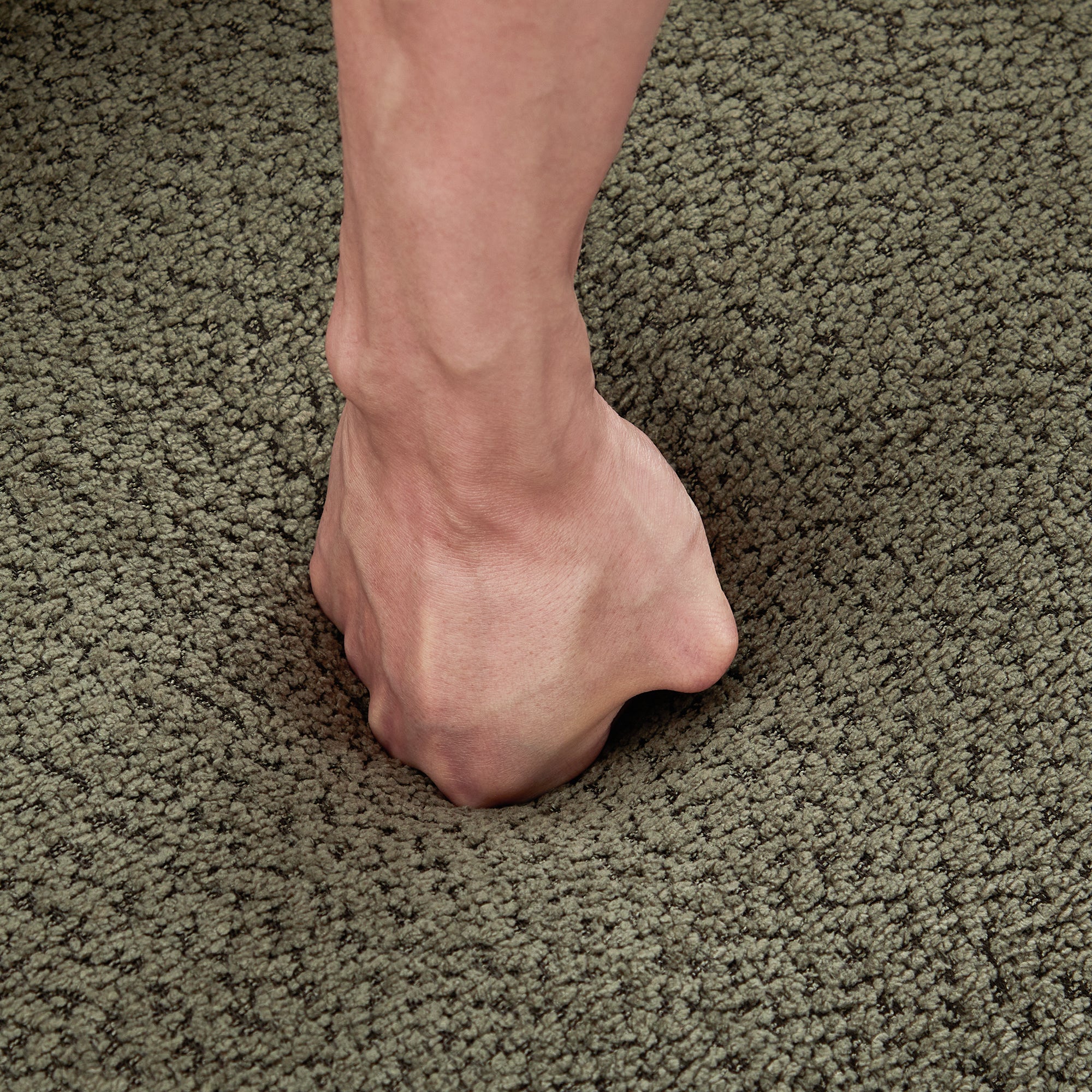 360° Swivel Chair, Chenille Upholstered Barrel Sofa Chair with Throw Pillow, Green, 38.2' for Living Room, Bedroom, Office