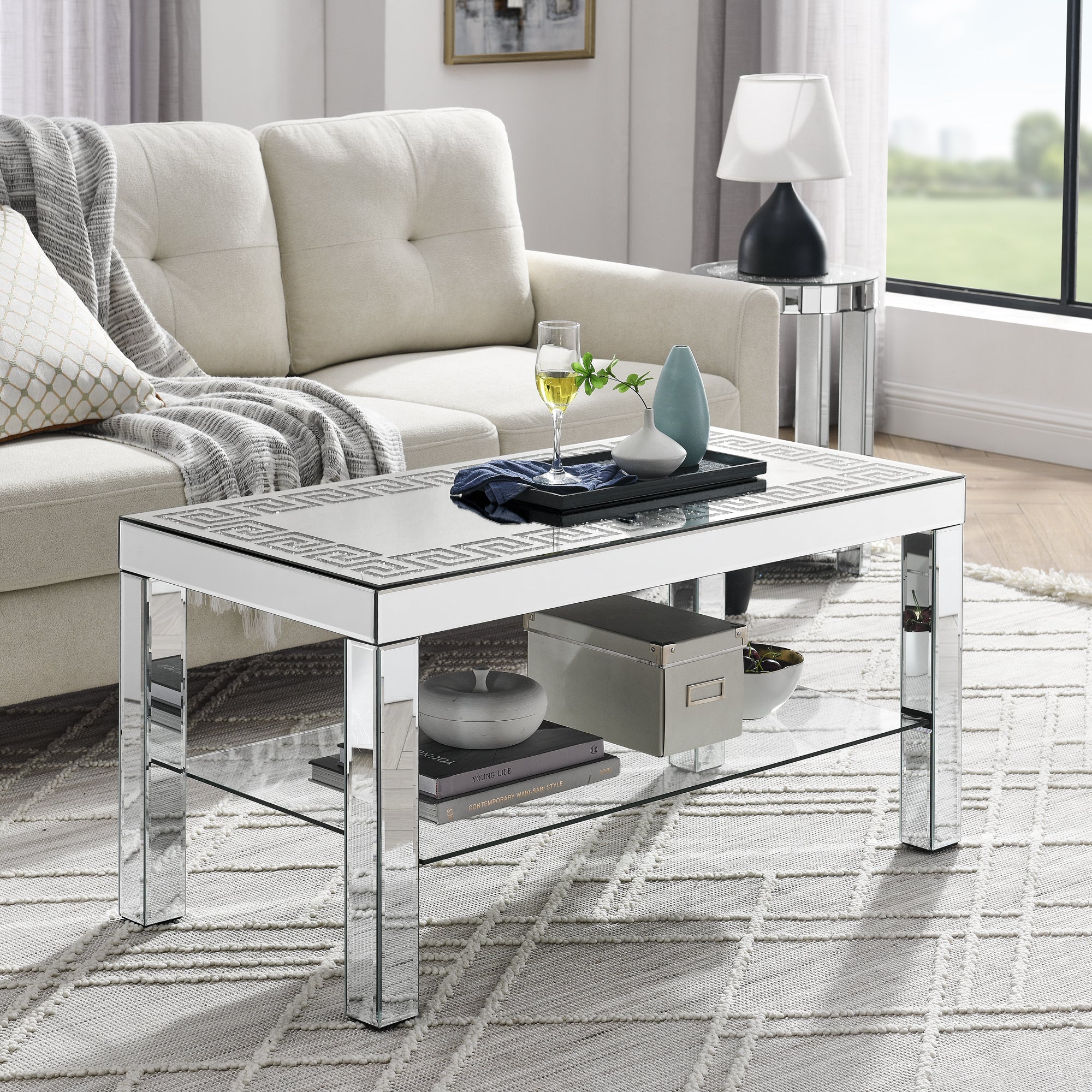 W 40 "X D 20" X H 20 "Curved border carved mirror coffee table: Silver mirror glass tabletop with sparkling diamond edge frame and crystal mirror legs, small coffee table for modern home sofa decorati