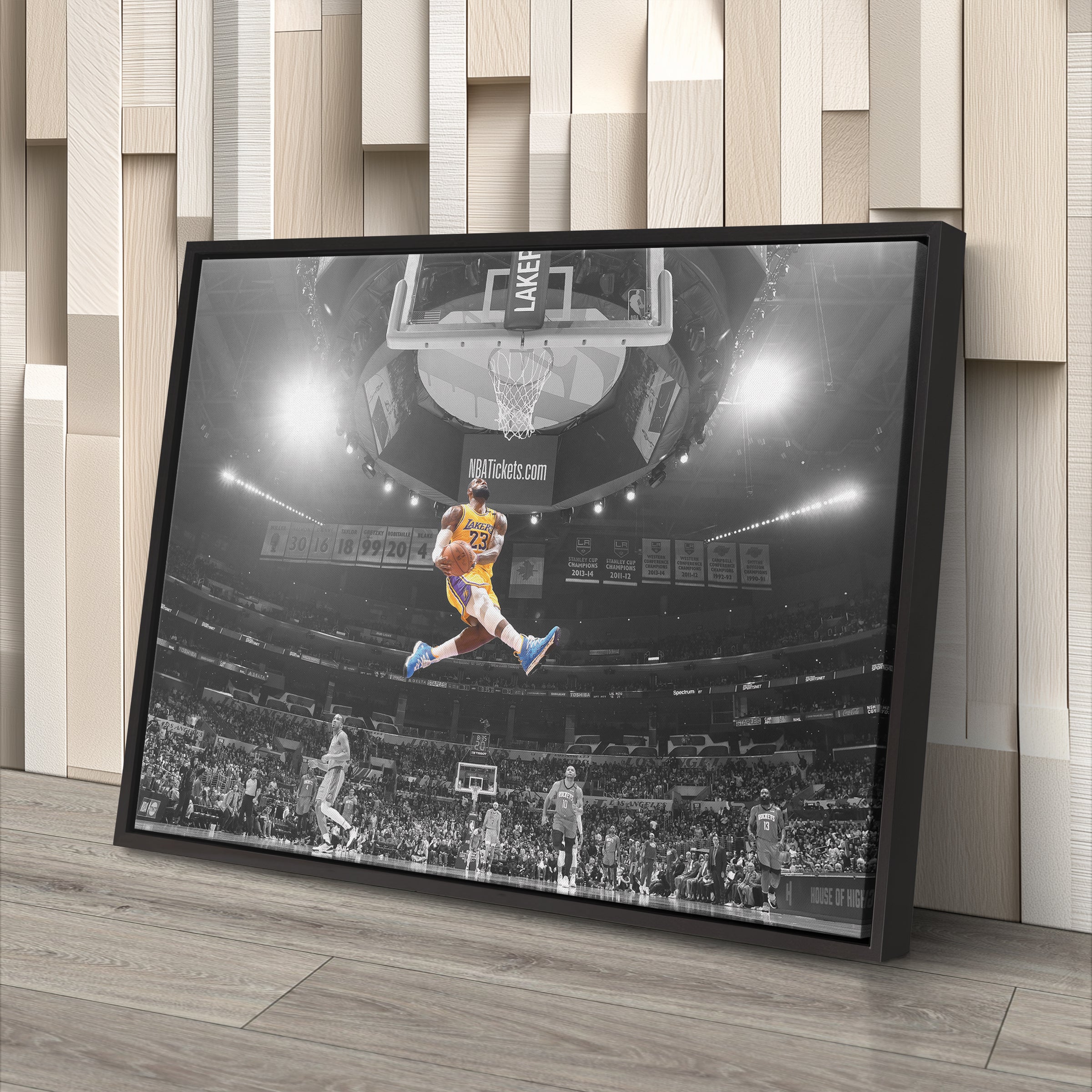 LeBron James Canvas Art – Slam Dunk Lakers Wall Decor