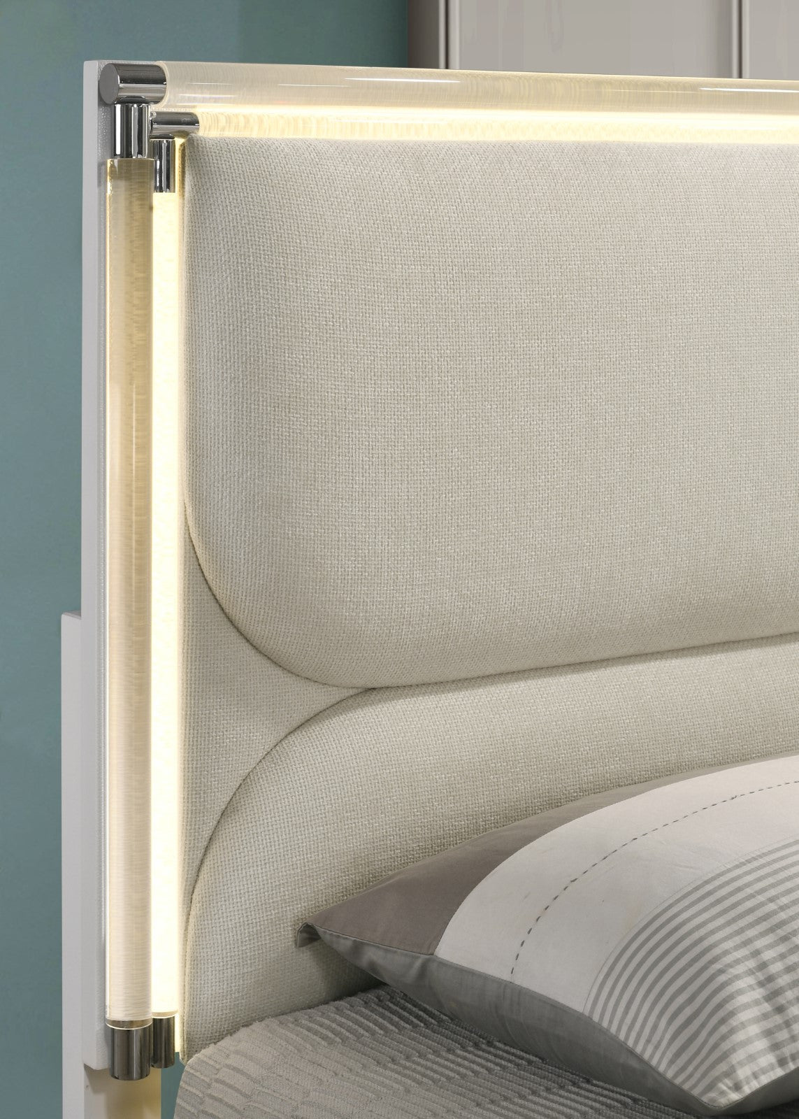 Contemporary Glam Pearl White Full Size Bed W Trundle 2x Nightstands Embossed Panel 3pc Bedframe Bedroom Furniture