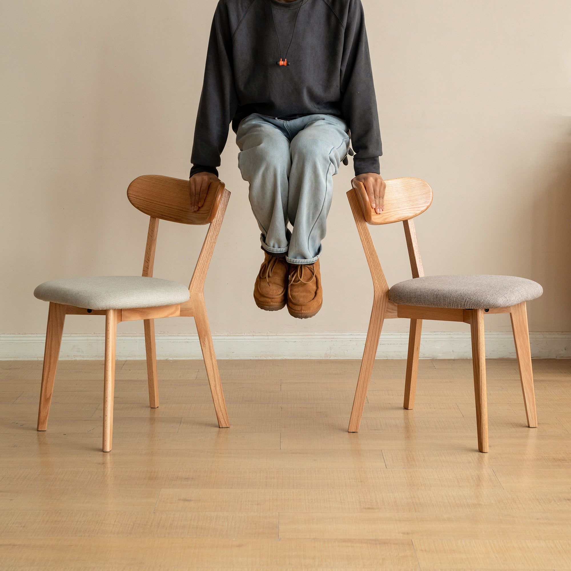 (Set of 2 pcs) Dining Chair Wooden FAS Grade Oak Natural Wood Made in North America 100% Dirt-free Wood Chair Solid Chair Table Chair Wooden Living Room Chair Simple And Natural 47.5 * 55.5 * 78cm