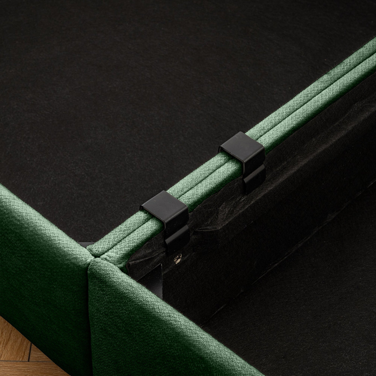 Stylish Green Chenille 2-Seater Sofa with Storage Seat, Cylindrical Backrest and Armrests, Modern Fabric Loveseat Featuring Hidden Storage Space