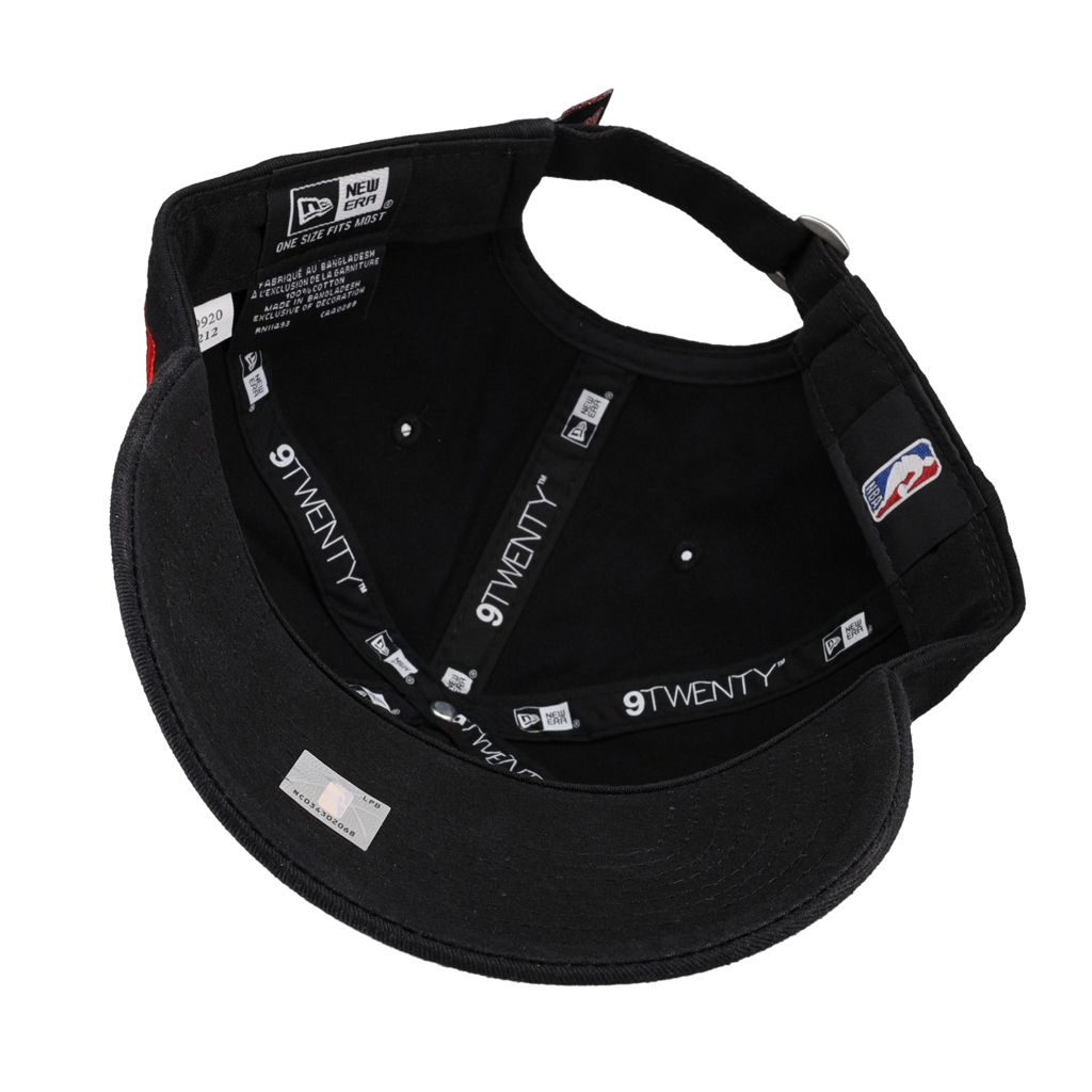 Chicago Bulls New Era 9Twenty Adjustable Hat (Black)