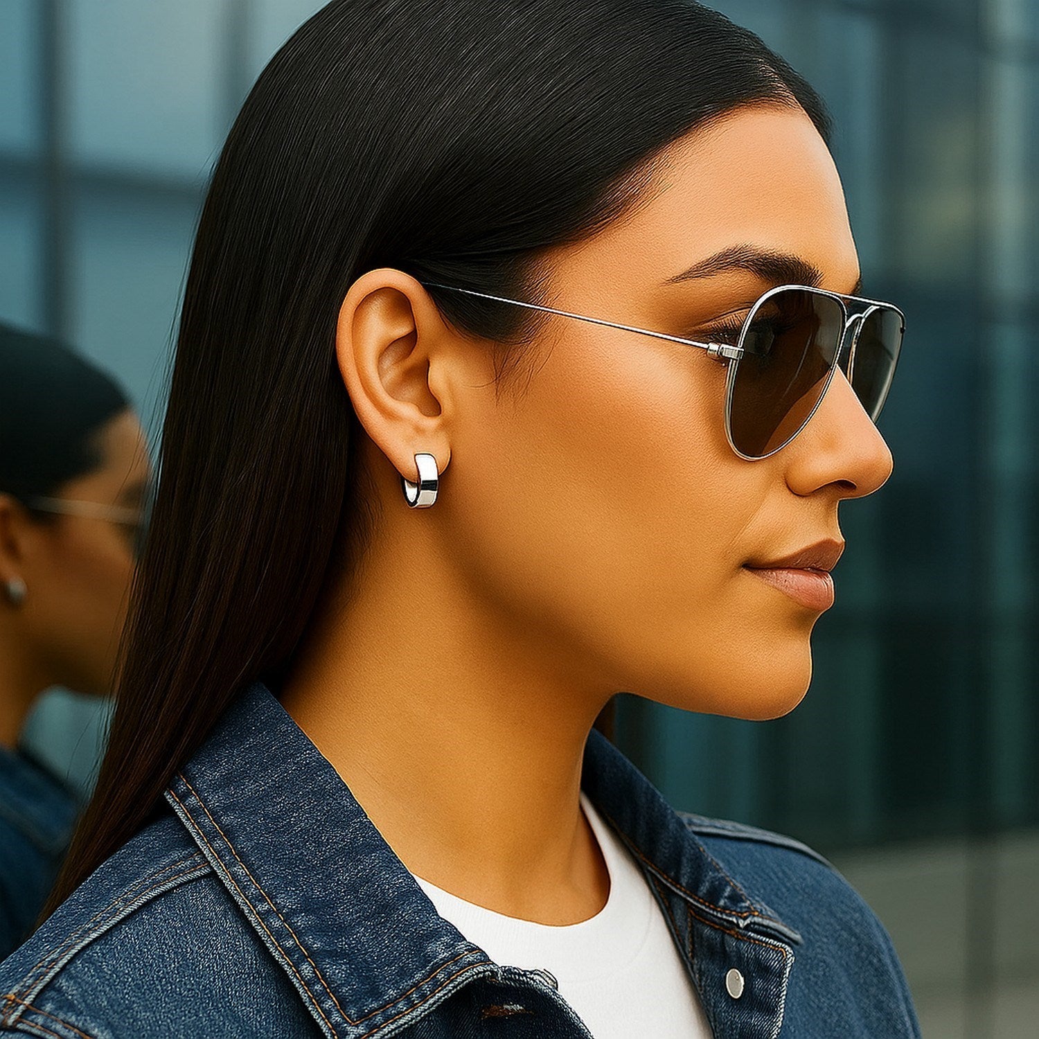 14k White Gold Snuggable Hoop Earrings