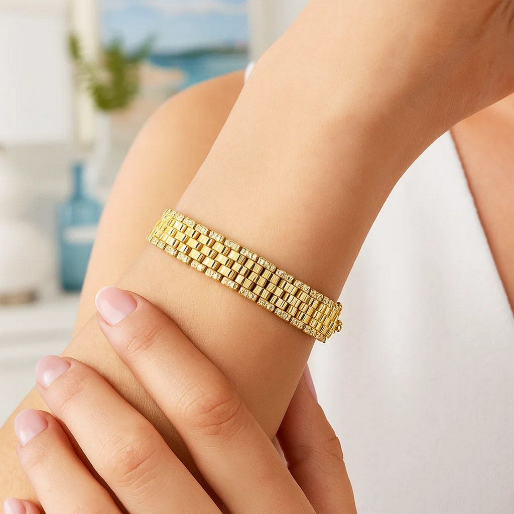 Panther Link Medium Bracelet in 14K Yellow Gold (9.60 mm)