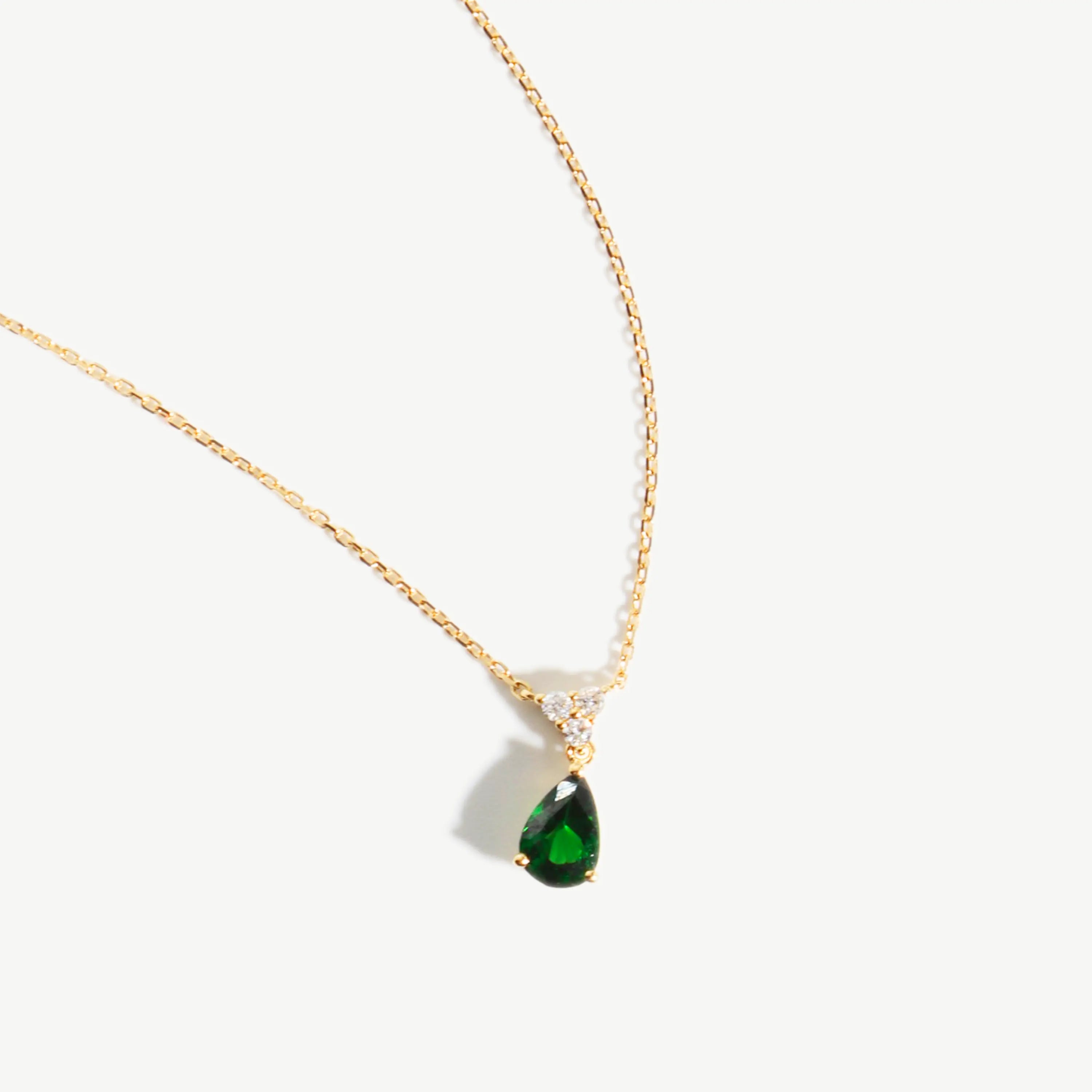 Jardin Vert Tsavorite & Diamond Pendant