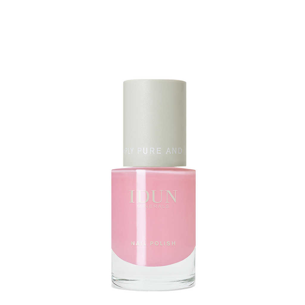 NAIL POLISH