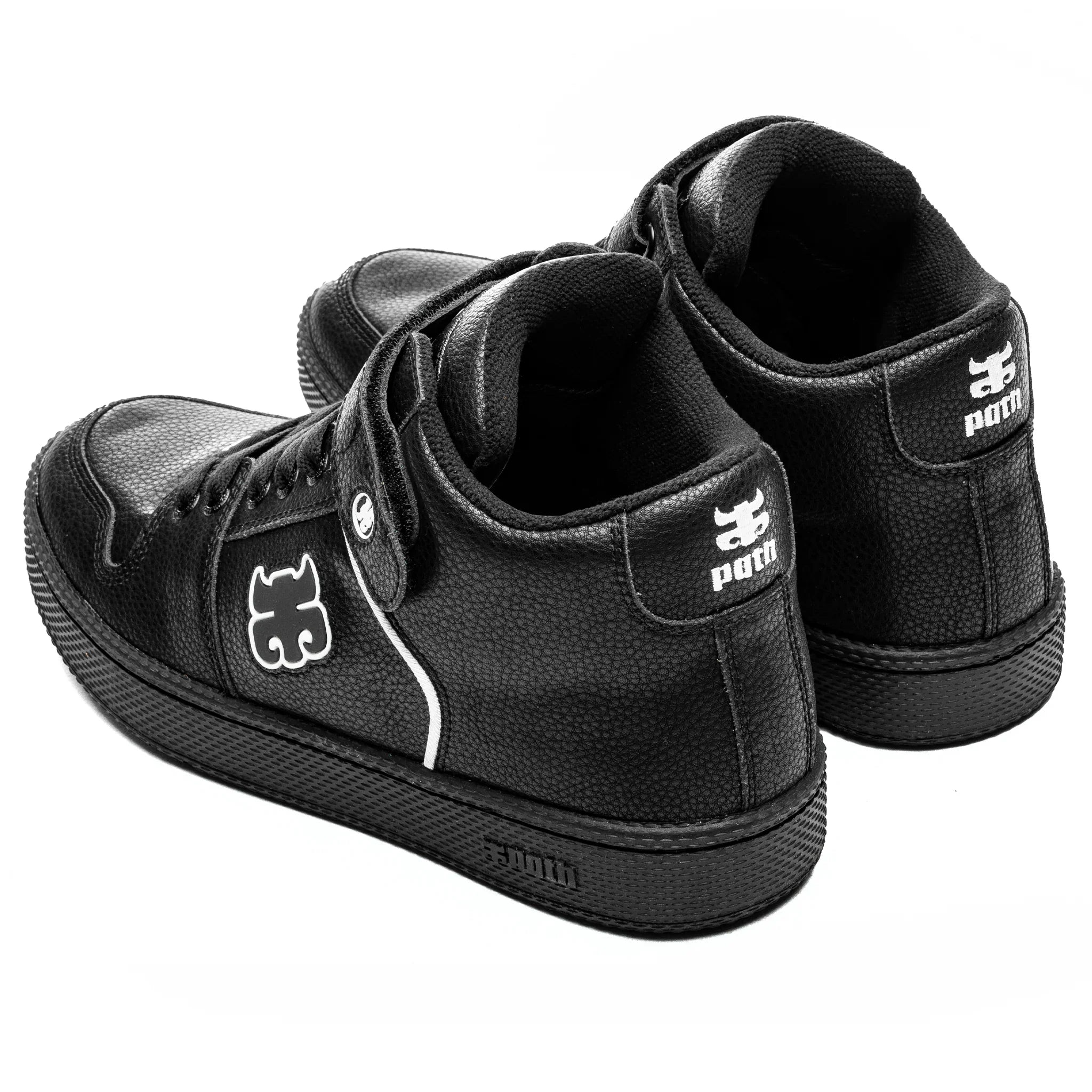 Ipath Grasshopper Shoes - Black Pebble Leather