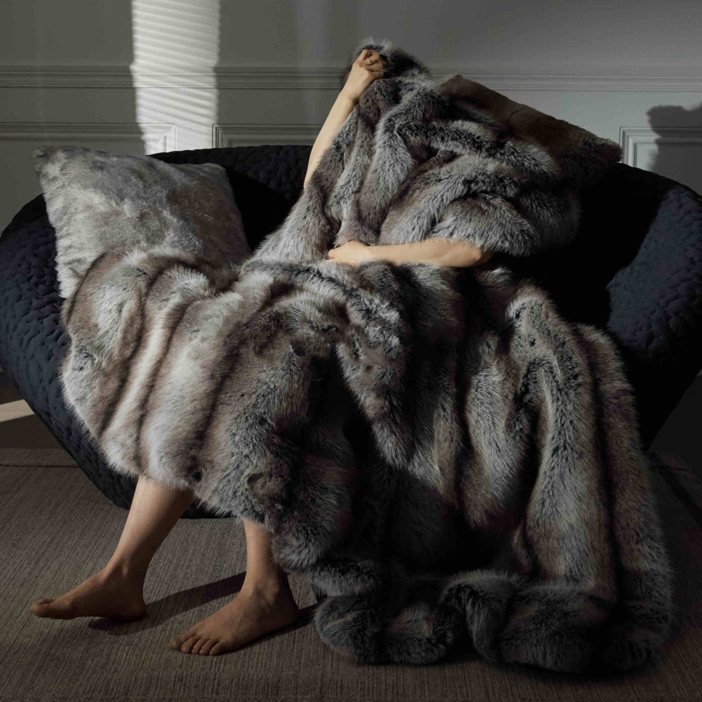 Luxury Soft Faux Fox Fur Blanket | Eco-Friendly 3CARATS