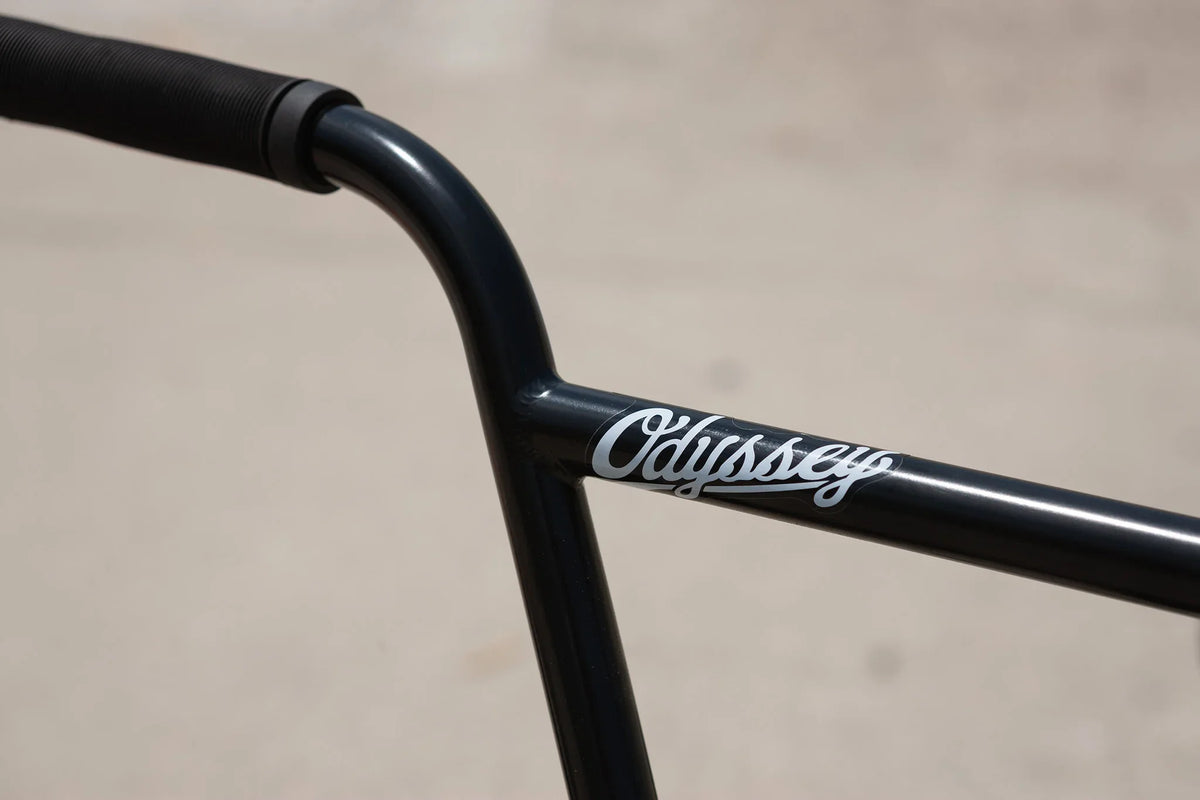 Sunday 2022 Soundwave Cassette Special 21″ Gary Young Signature Complete BMX Bike RHD/LHD - Gloss Classic White