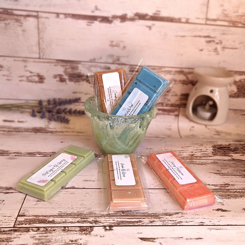 Holiday Gift Wax Melts Bar – Seasonal Hues | 18 Signature Scents