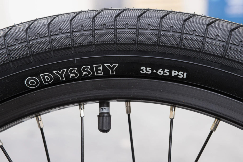 Sunday Forecaster (Csst) 20.75″ Complete BMX Bike - Matte Grape Soda