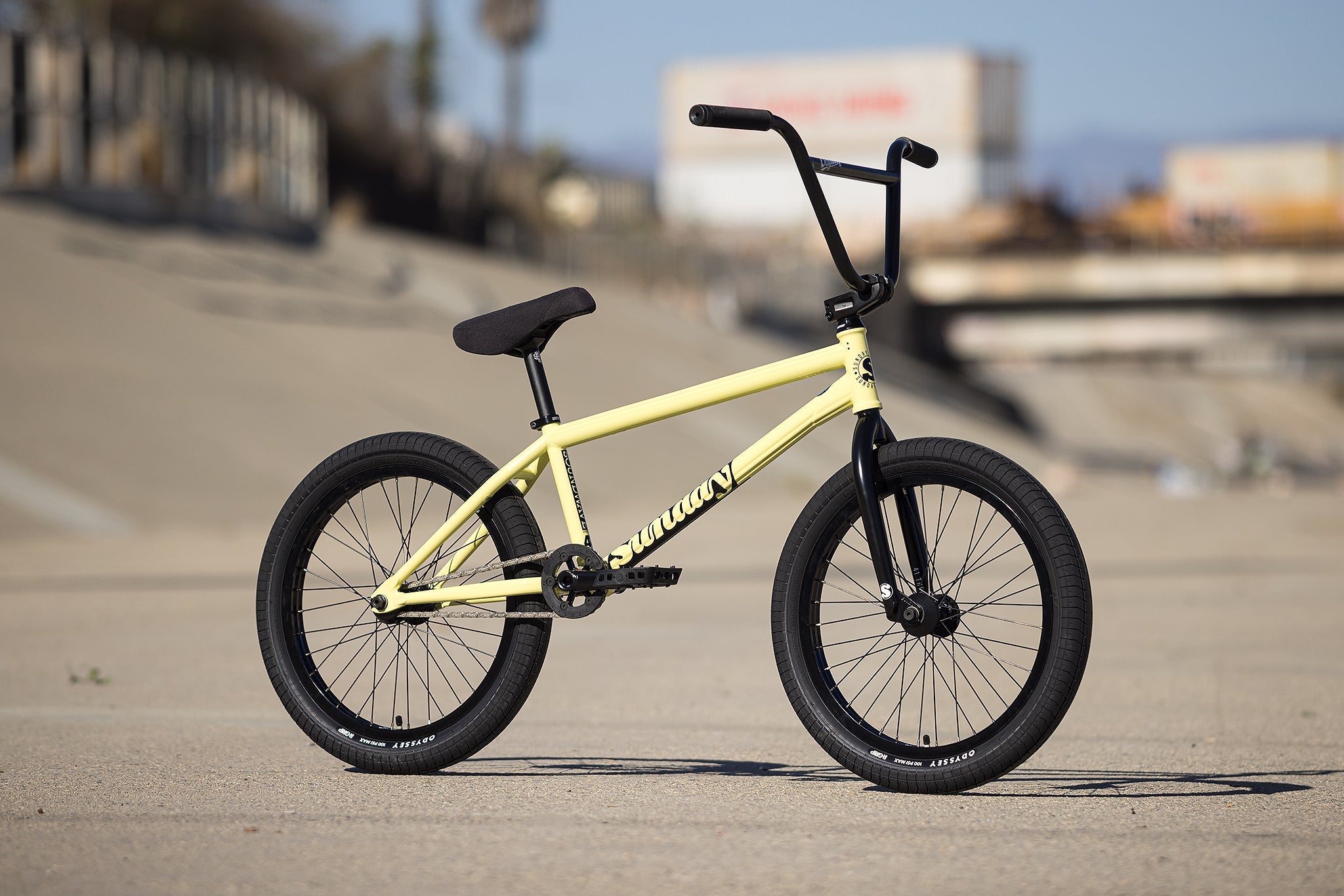 Sunday Soundwave Special (FC) 21″ Complete BMX Bike - Gloss Notepad Yellow (LHD)