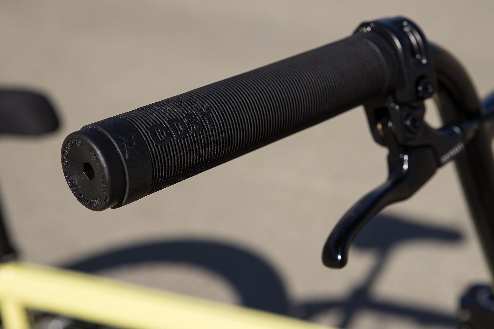 Sunday Soundwave Special (FC) 21″ Complete BMX Bike - Gloss Notepad Yellow (LHD)