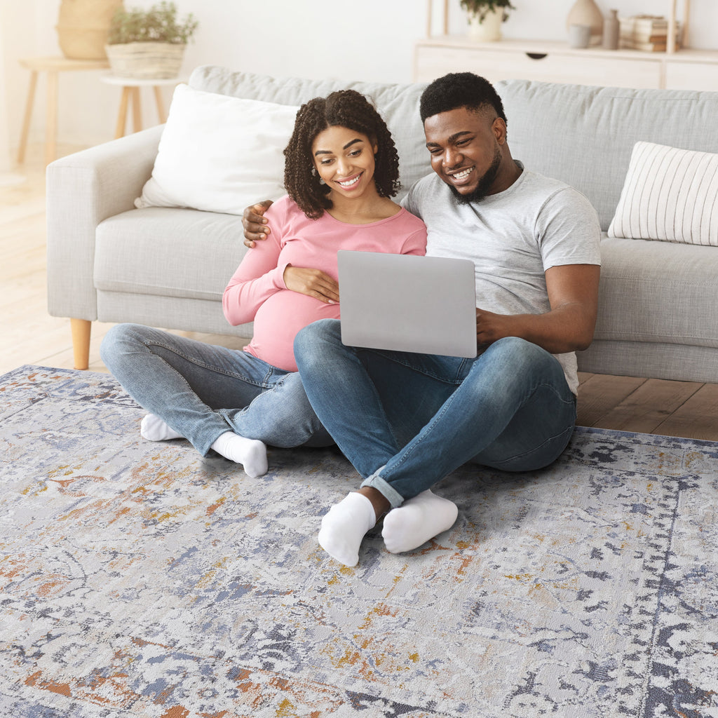 NAAR PAYAS Collection 5X7 Ivory / Grey / Traditional Area Rug