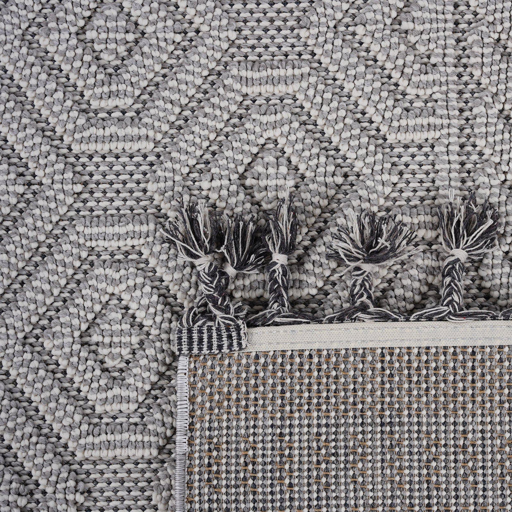 NAAR Guros Collection 8X10 White / Geometric Indoor / Outdoor Area Rug