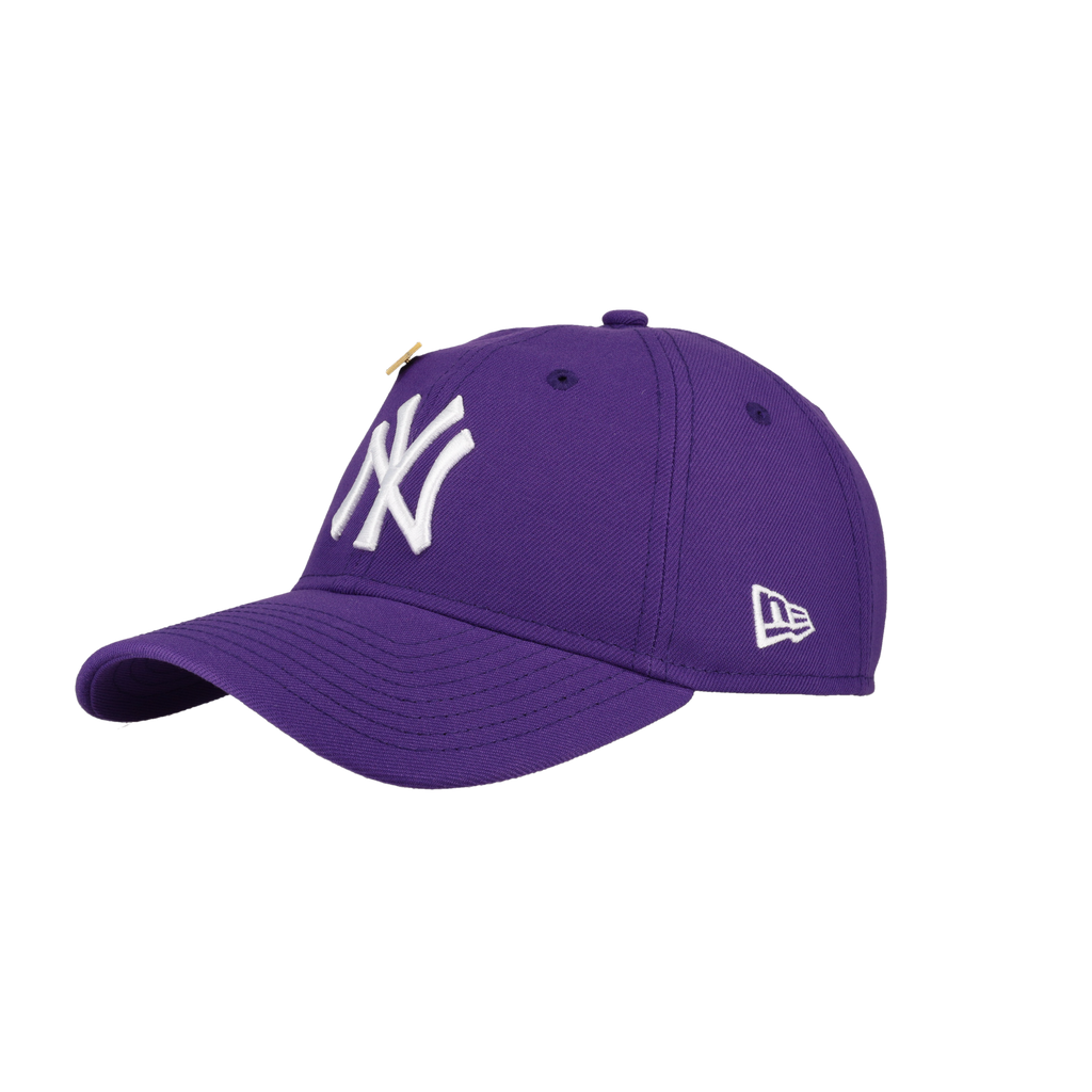 New York Yankees New Era 9Twenty Adjustable Hat (True Purple)