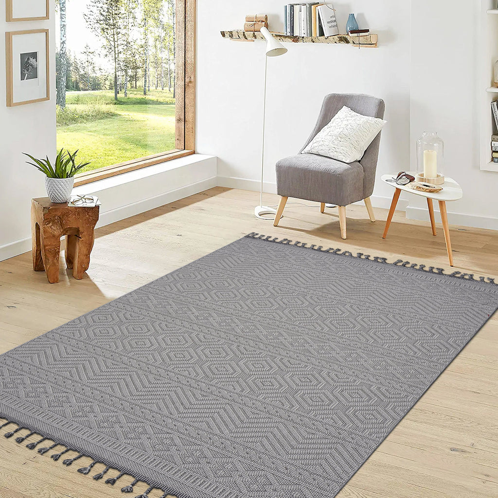 NAAR Guros Collection 8X10 White / Geometric Indoor / Outdoor Area Rug