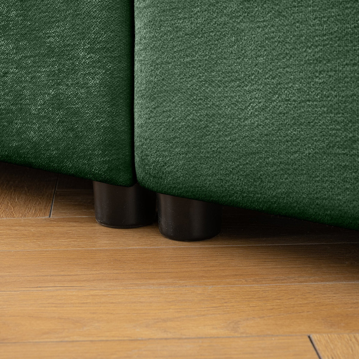 Stylish Green Chenille 2-Seater Sofa with Storage Seat, Cylindrical Backrest and Armrests, Modern Fabric Loveseat Featuring Hidden Storage Space