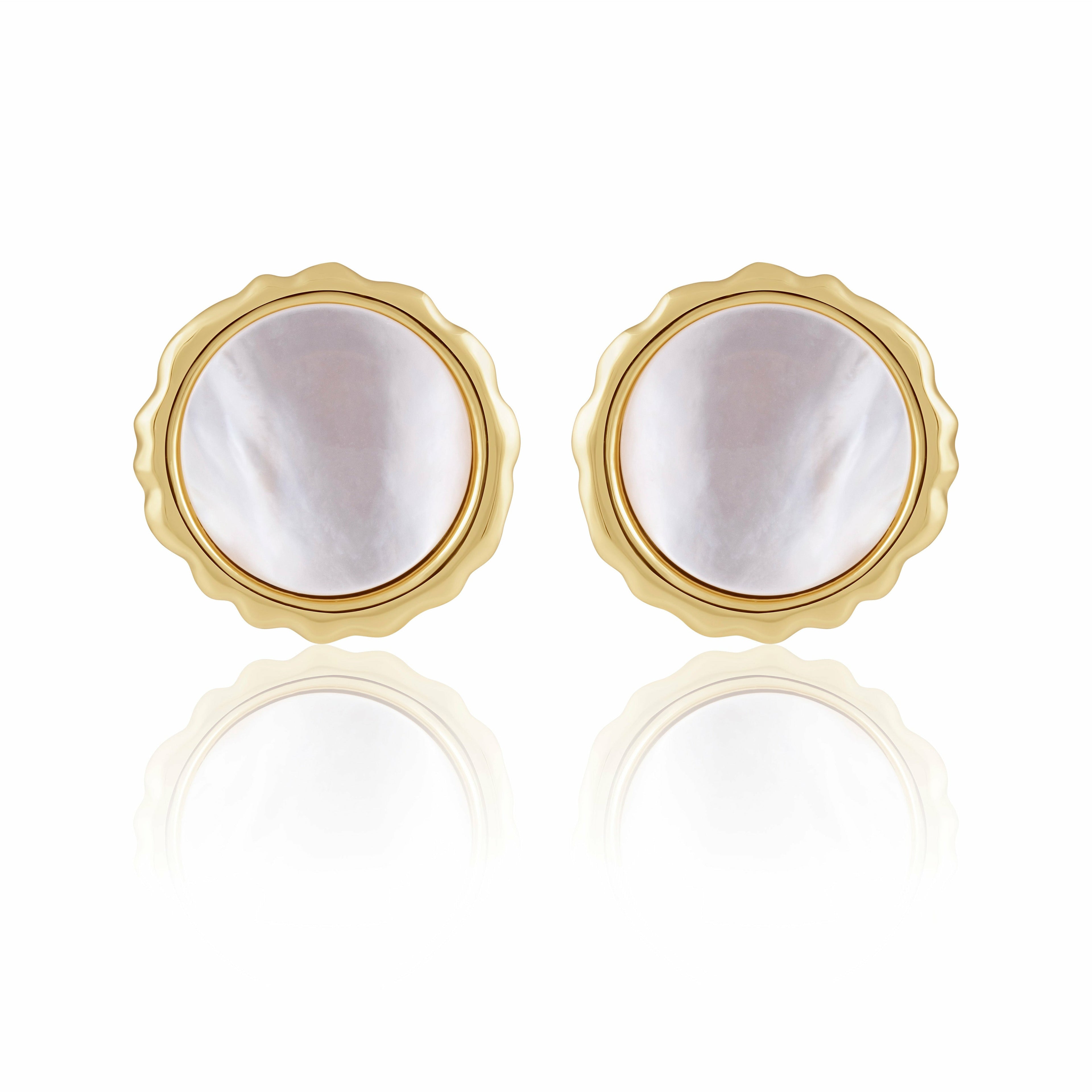 Gwen Mother of Pearl Stud