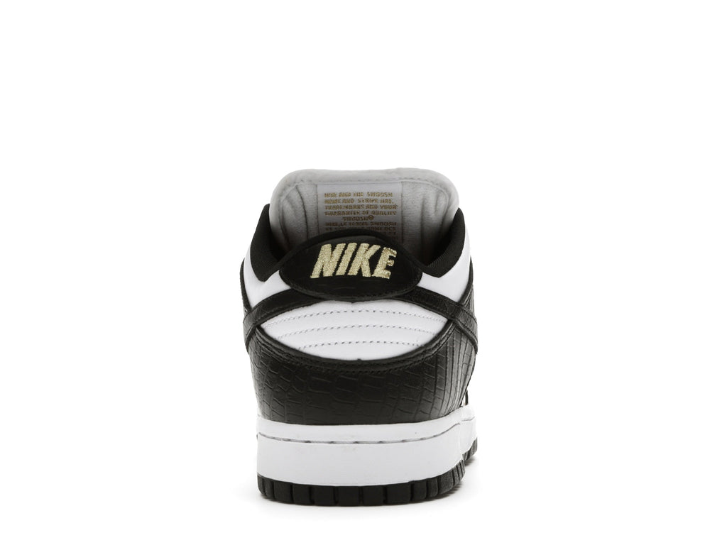Nike SB Dunk Low Supreme Stars "Black"